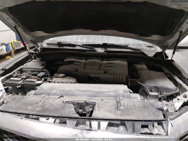 INFINITI Qx Luxe Awd