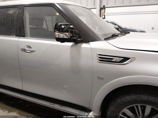 INFINITI Qx Luxe Awd