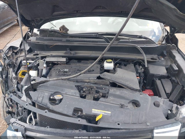 Nissan Pathfinder Sl 2wd