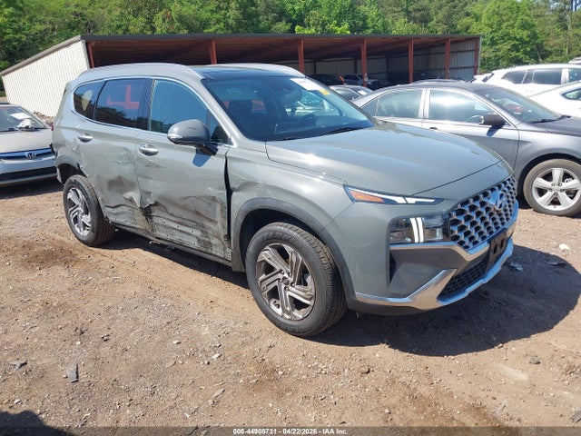 Salvage Hyundai SANTA FE Image
