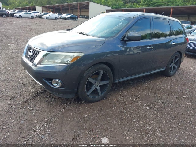 Nissan Pathfinder S