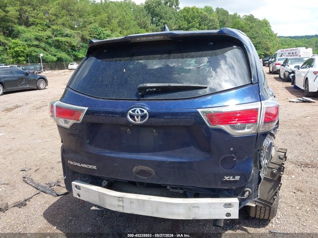 Toyota Highlander Xle V6
