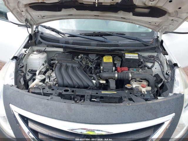 Nissan Versa 1.6 Sv