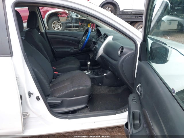 Nissan Versa 1.6 Sv