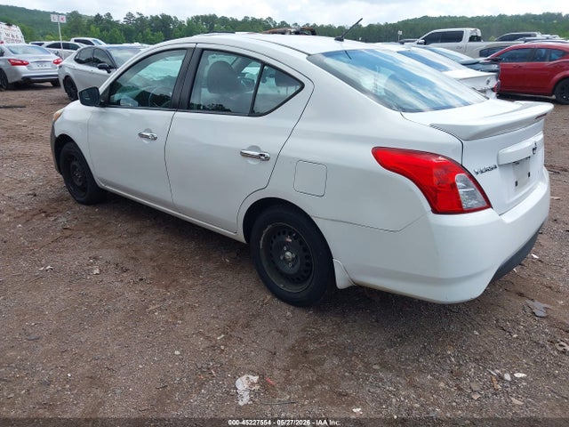 Nissan Versa 1.6 Sv