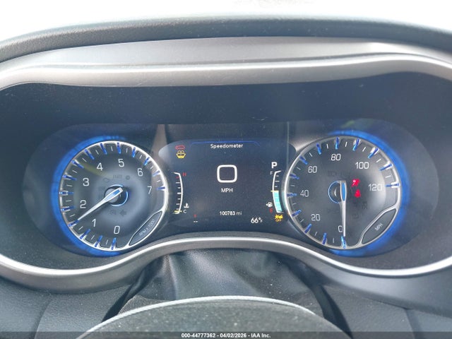 Chrysler Pacifica Touring L