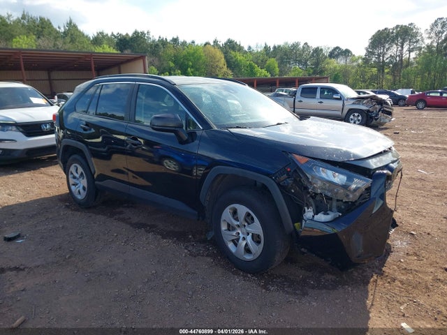 Salvage Toyota RAV4 Image