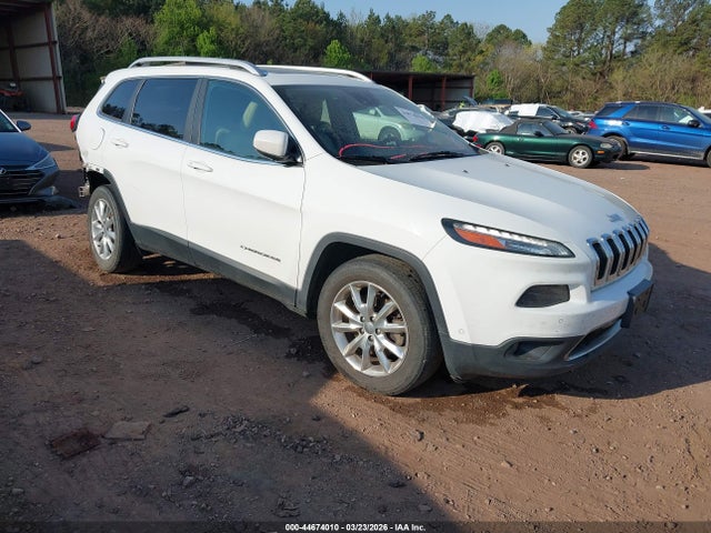 Salvage Jeep Cherokee Image