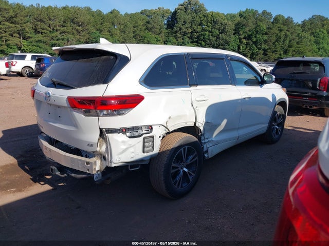 Toyota Highlander Le Plus