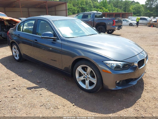 Salvage BMW 3 Series Image