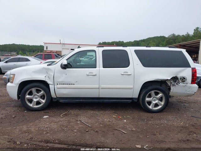 Chevrolet Suburban 1500 Lt