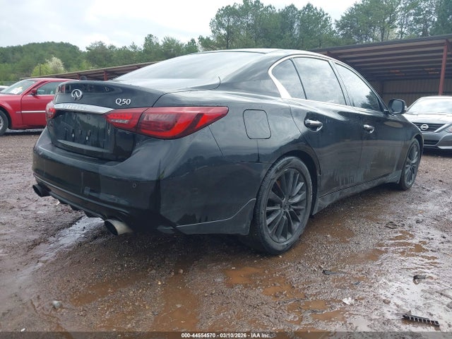 INFINITI Q50 Luxe