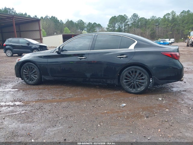 INFINITI Q50 Luxe