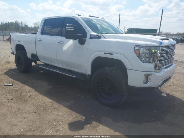 Salvage GMC Sierra 2500 Image