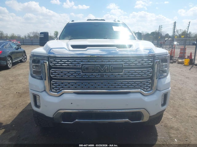 GMC Sierra 2500 4wd  Standard Bed Denali