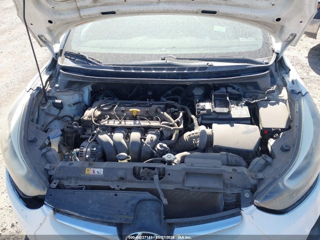 Hyundai ELANTRA Se
