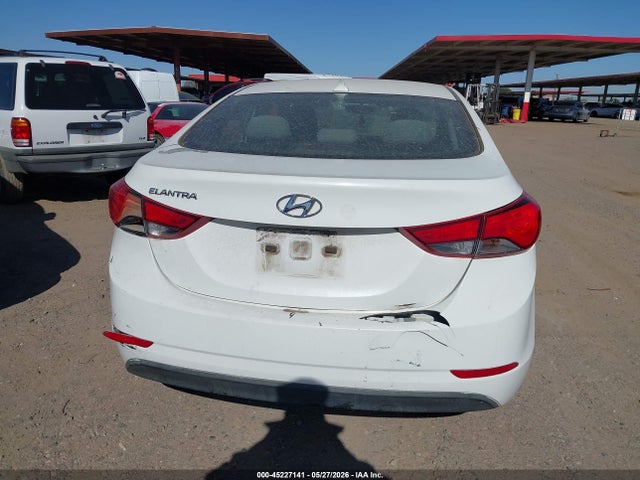 Hyundai ELANTRA Se