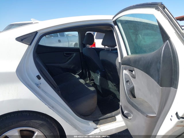 Hyundai ELANTRA Se