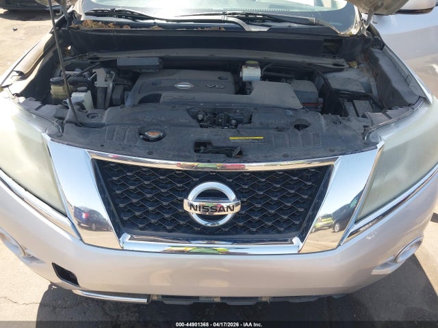 Nissan Pathfinder S