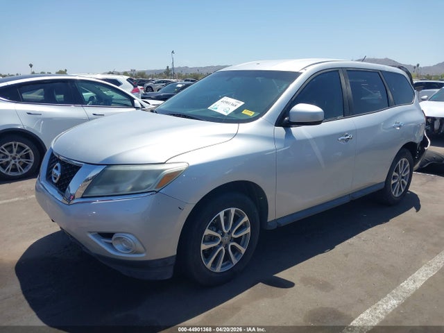Nissan Pathfinder S