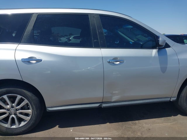 Nissan Pathfinder S