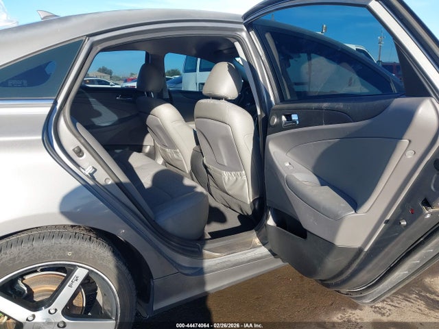 Hyundai SONATA Se 2.0t