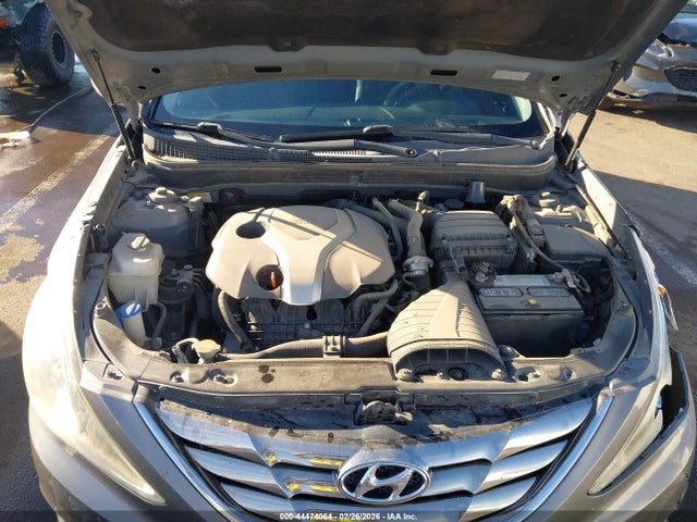 Hyundai SONATA Se 2.0t