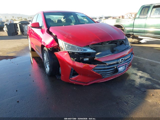 Hyundai ELANTRA Sel