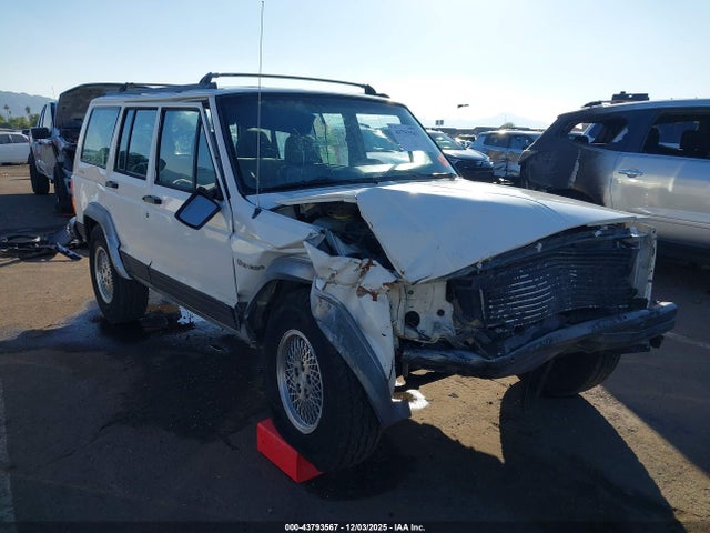 Jeep Cherokee Country