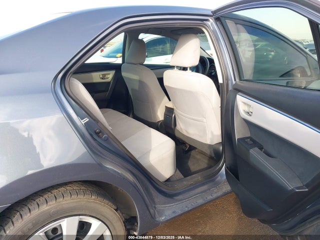 Toyota Corolla Le