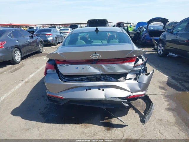 Hyundai ELANTRA Sel