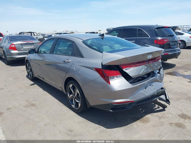Hyundai ELANTRA Sel