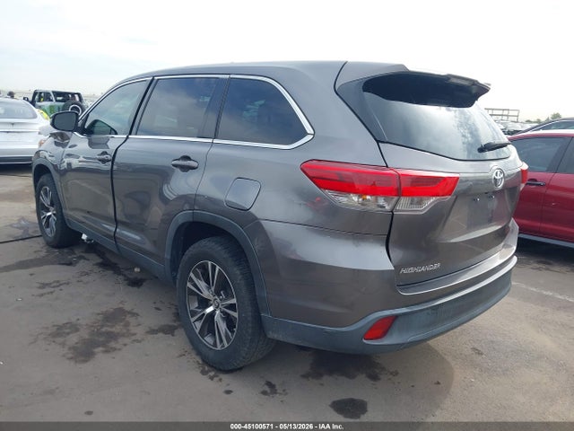 Toyota Highlander Le