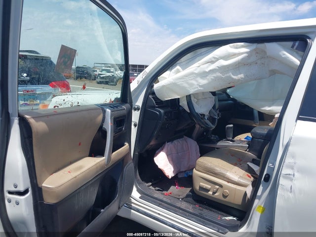 Toyota 4Runner Limited V6