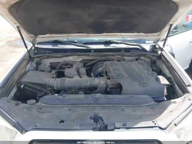 Toyota 4Runner Limited V6
