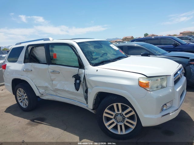 Toyota 4Runner Limited V6