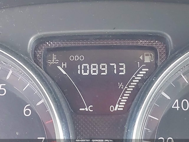 Nissan Versa 1.6 Sv