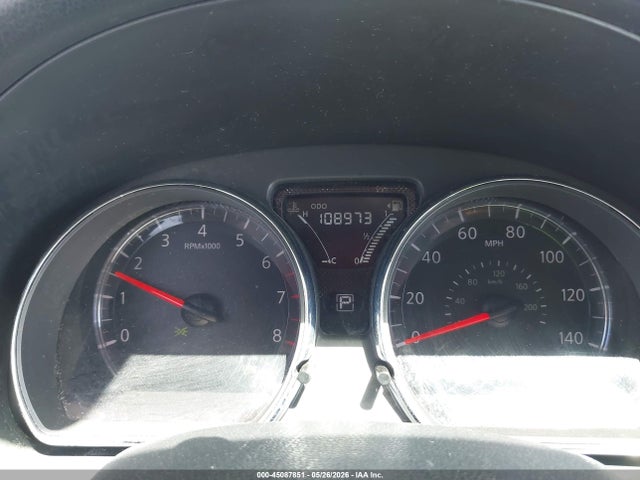 Nissan Versa 1.6 Sv