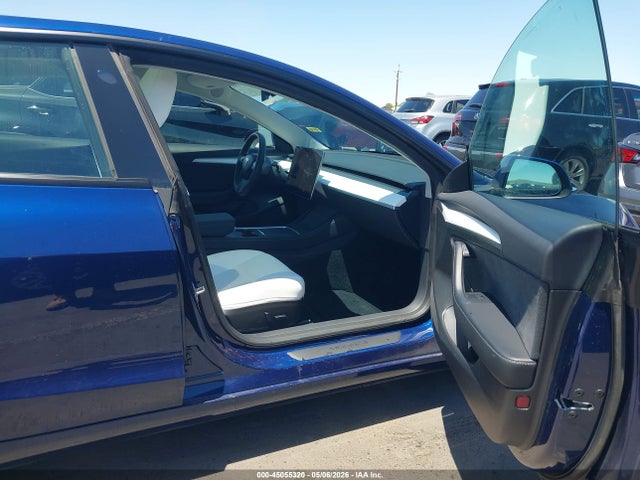 Tesla Model 3 Long Range Dual Motor All-wheel Drive