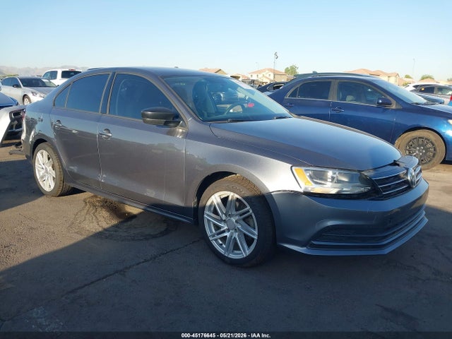 Salvage Volkswagen Jetta Image