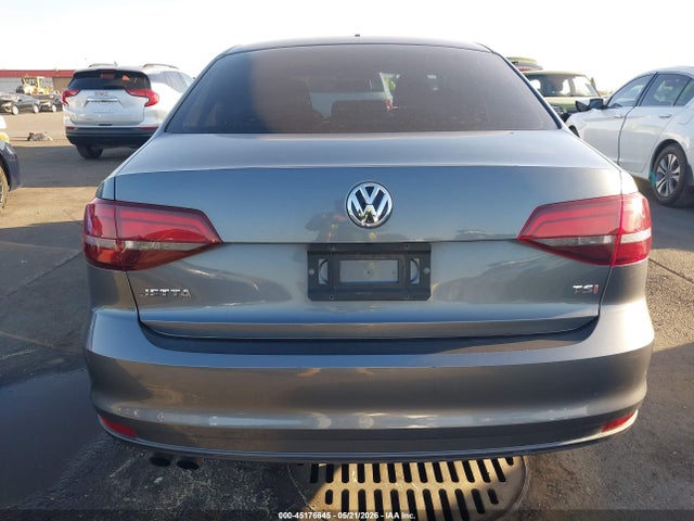 Volkswagen Jetta 1.4t S