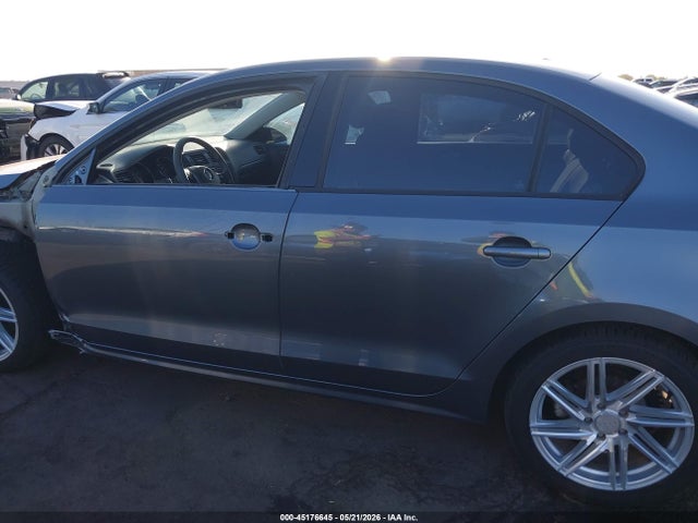 Volkswagen Jetta 1.4t S