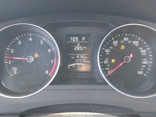 Volkswagen Jetta 1.4t S