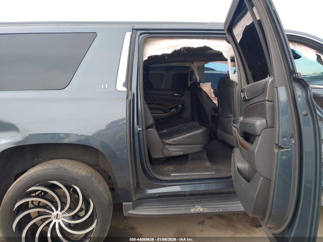 Chevrolet Suburban 4wd Lt