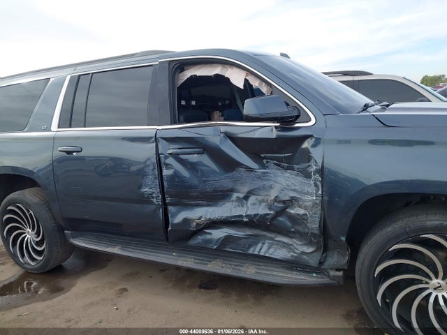 Chevrolet Suburban 4wd Lt