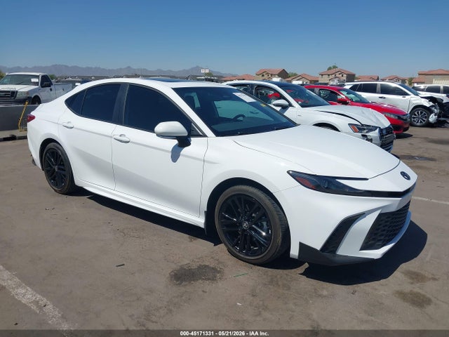 Salvage Toyota Camry Image