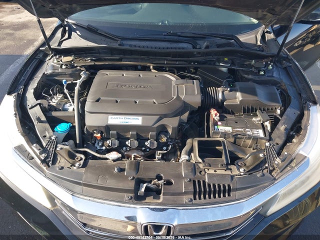 Honda Accord Touring V6