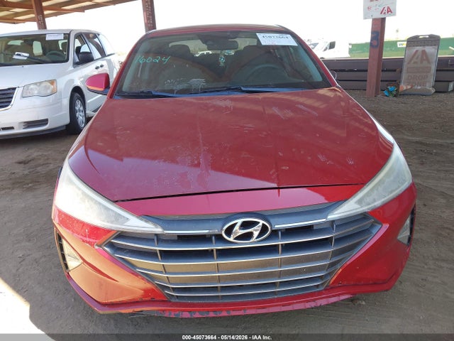 Hyundai ELANTRA Sel