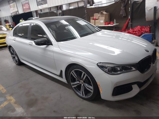 Salvage BMW 7 Series Image