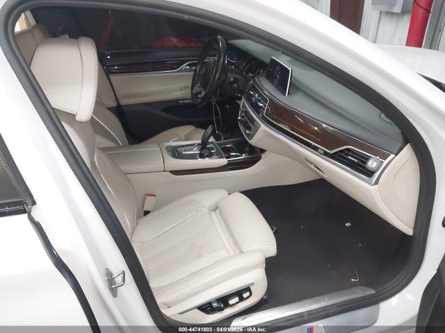 BMW 7 Series Xdrive